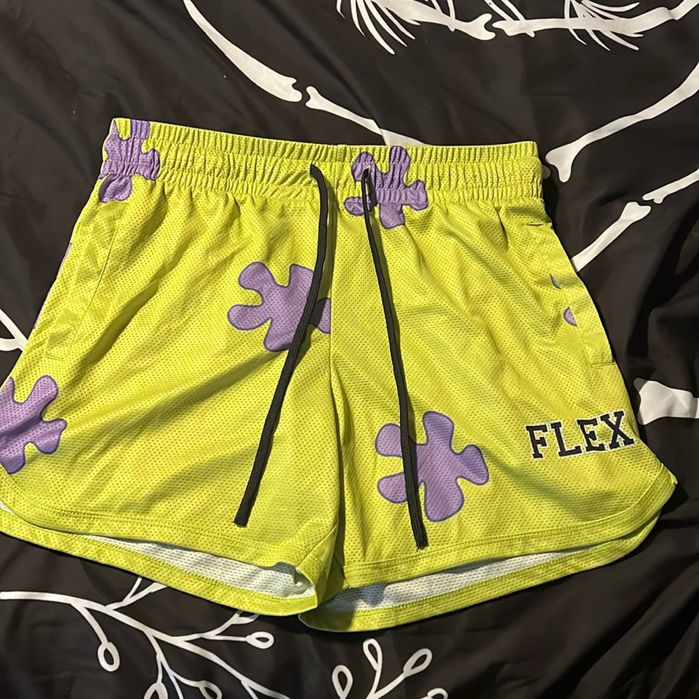 Women size medium Patrick from SpongeBob shorts.